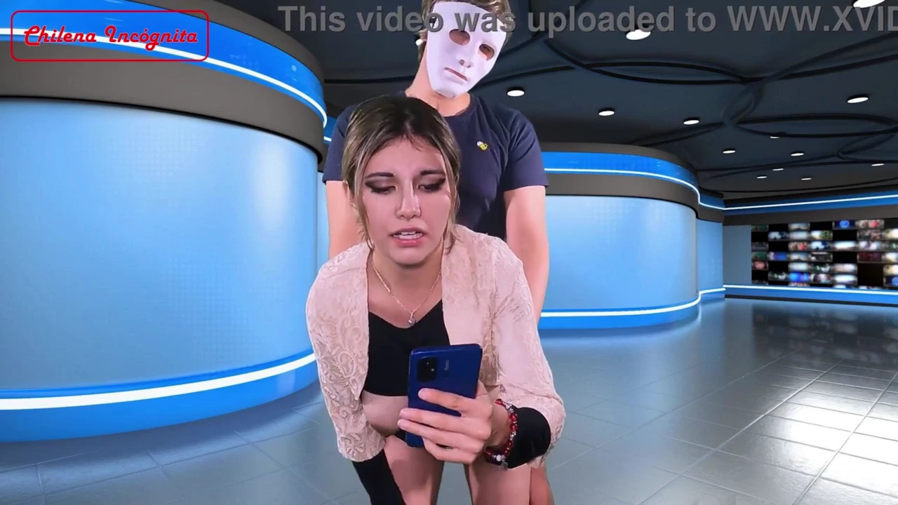Boss's wife gives a blowjob to a reporter on camera - Public cumming porn video